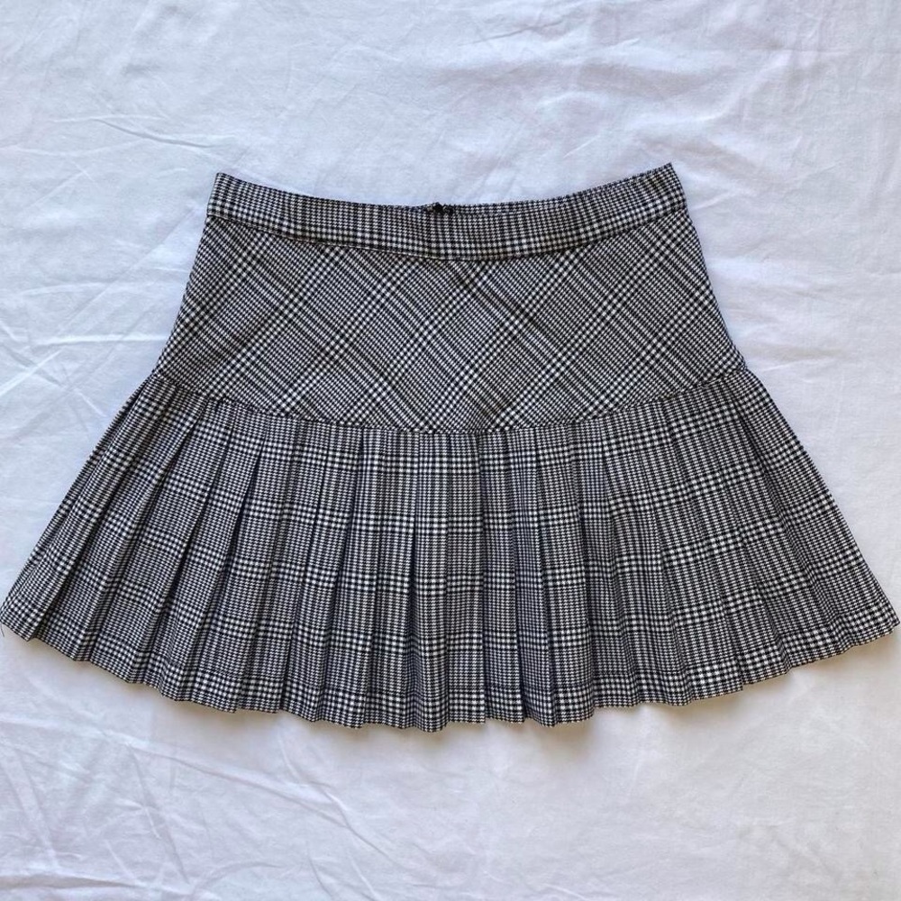 Forever 21 Y2K Black White Houndstooth Plaid Pleated Mini Skirt Medium - Picture 3 of 5